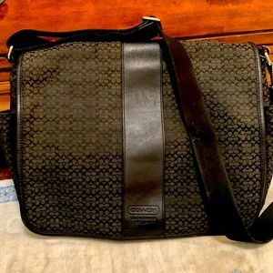 COACH Vintage Messenger Bag Signature & Leather- TONS of space!